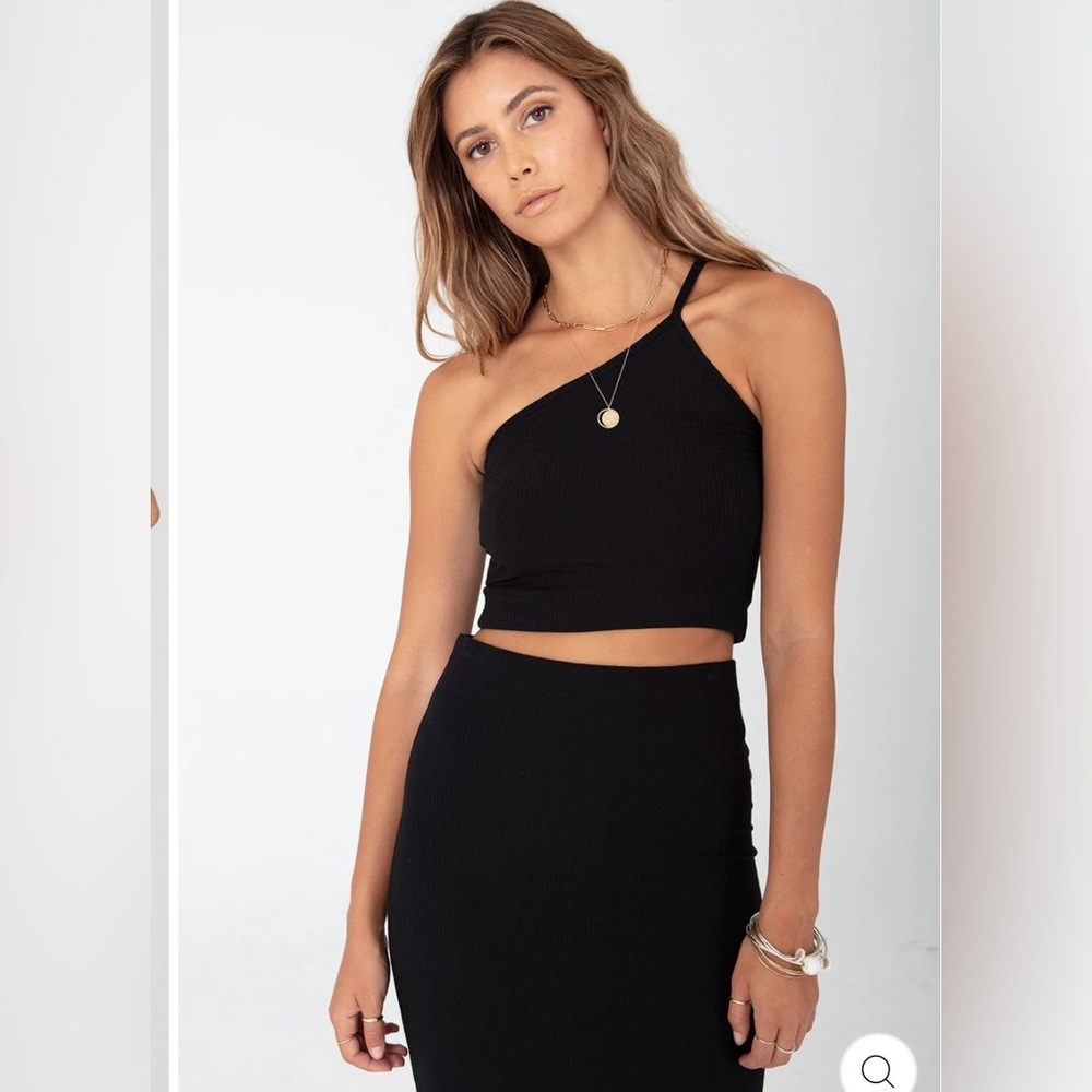 Black Ribbed Women's Top